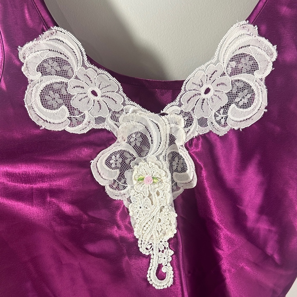 Vintage Purple Satin Tank Top with Lace Detail by California Dynasty Size Medium - Picture 2 of 5